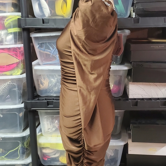 Ladies PUFF Sleeve Fitted Dress - Picture 3 of 6